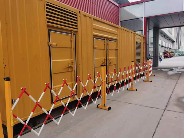 比如租赁发电机发电机油箱使用后要定期清除油箱底部沉淀的杂质