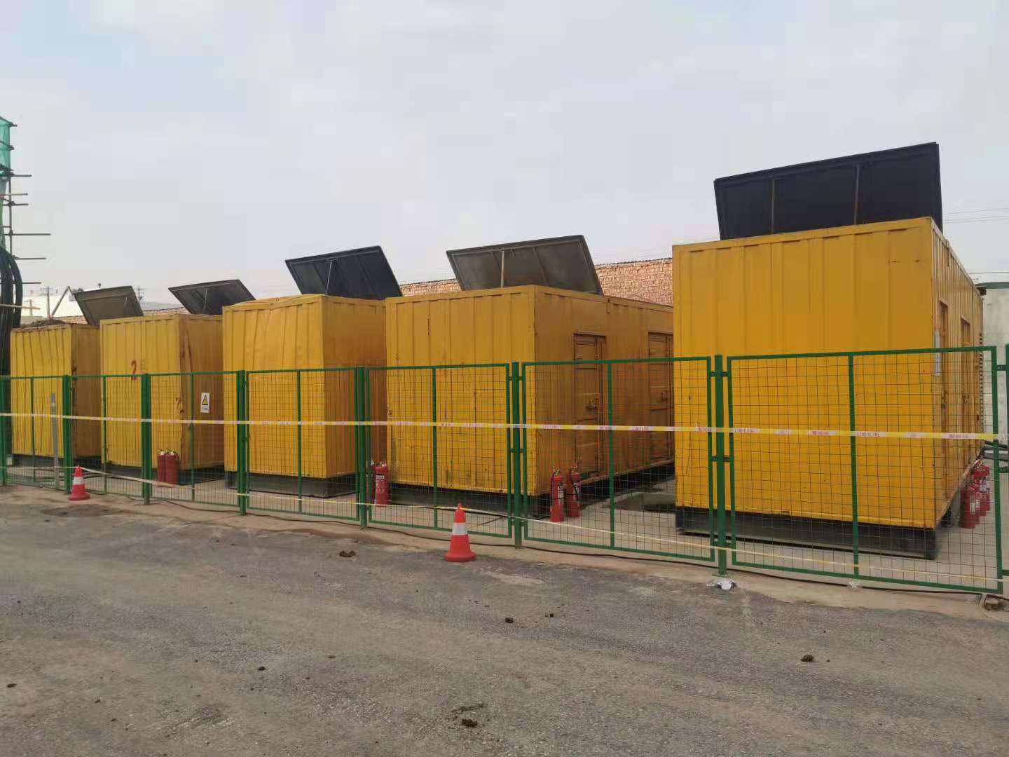 比如发电机出租-柴油发电机组的额定参数有哪几个？