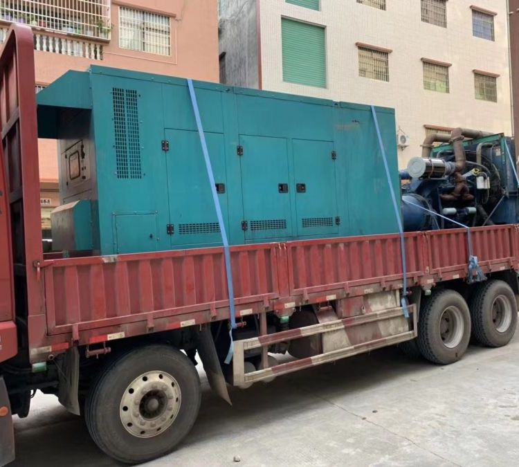 比如如何在不同负载率下确保 400KW 柴油发电机组的正常运行？